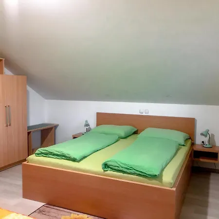 Soncnica Appartement *